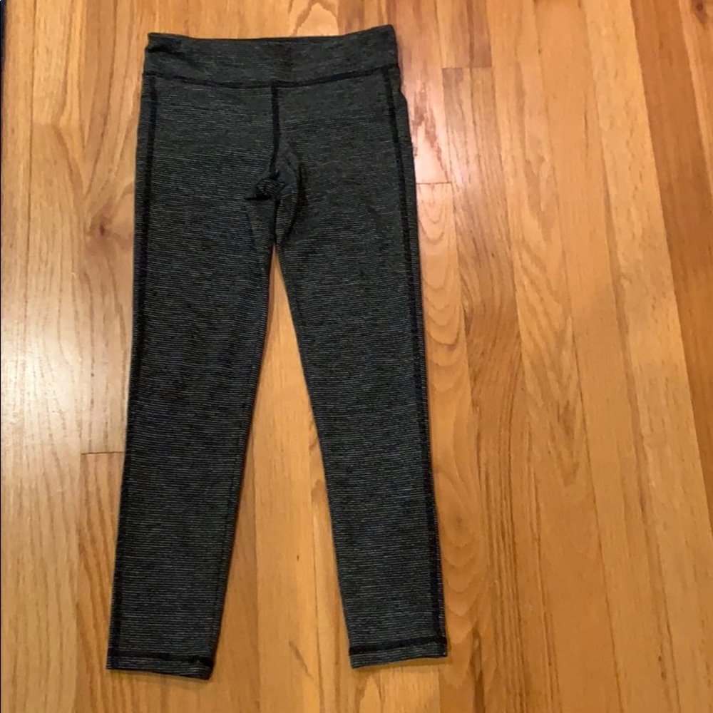 Kids size 8 leggings old navy